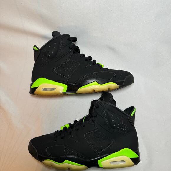 Size 10.5 - Nike Air Jordan 6 Retro Electric Green Men's Shoes - Picture 2 of 10